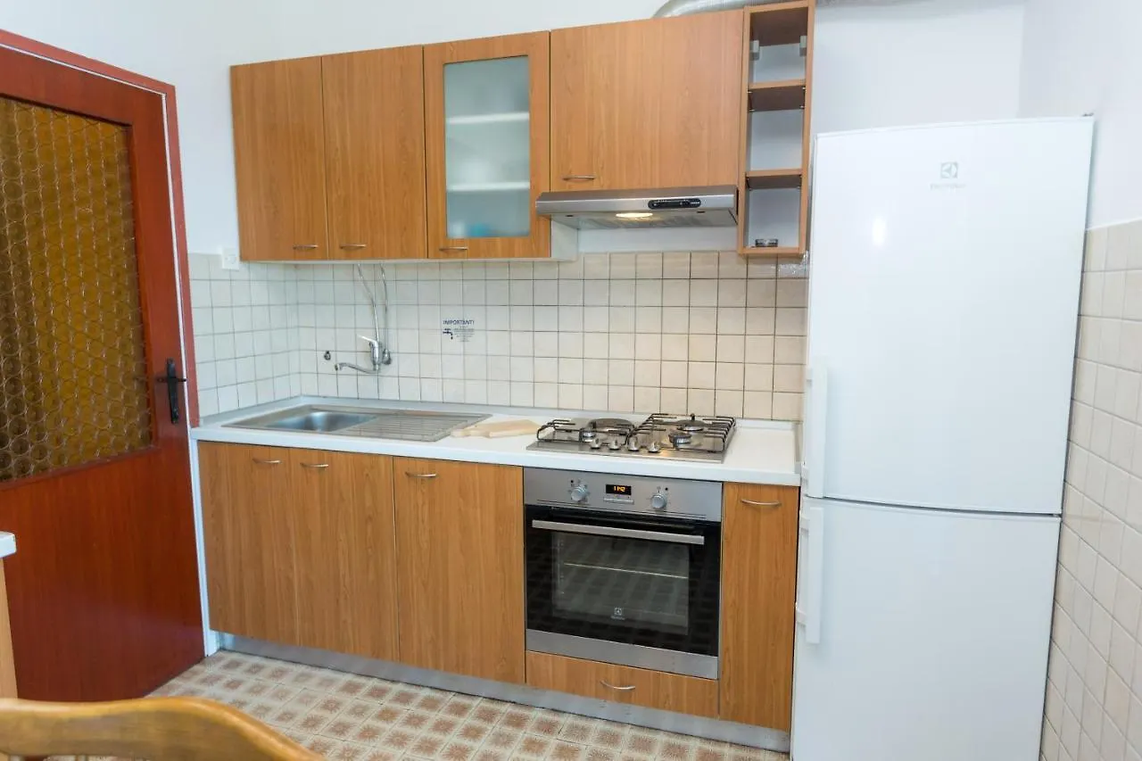 Apartment Juranov Savar