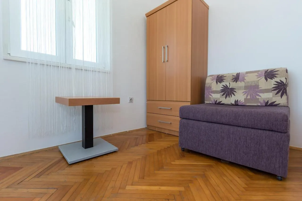 Apartment Juranov Savar